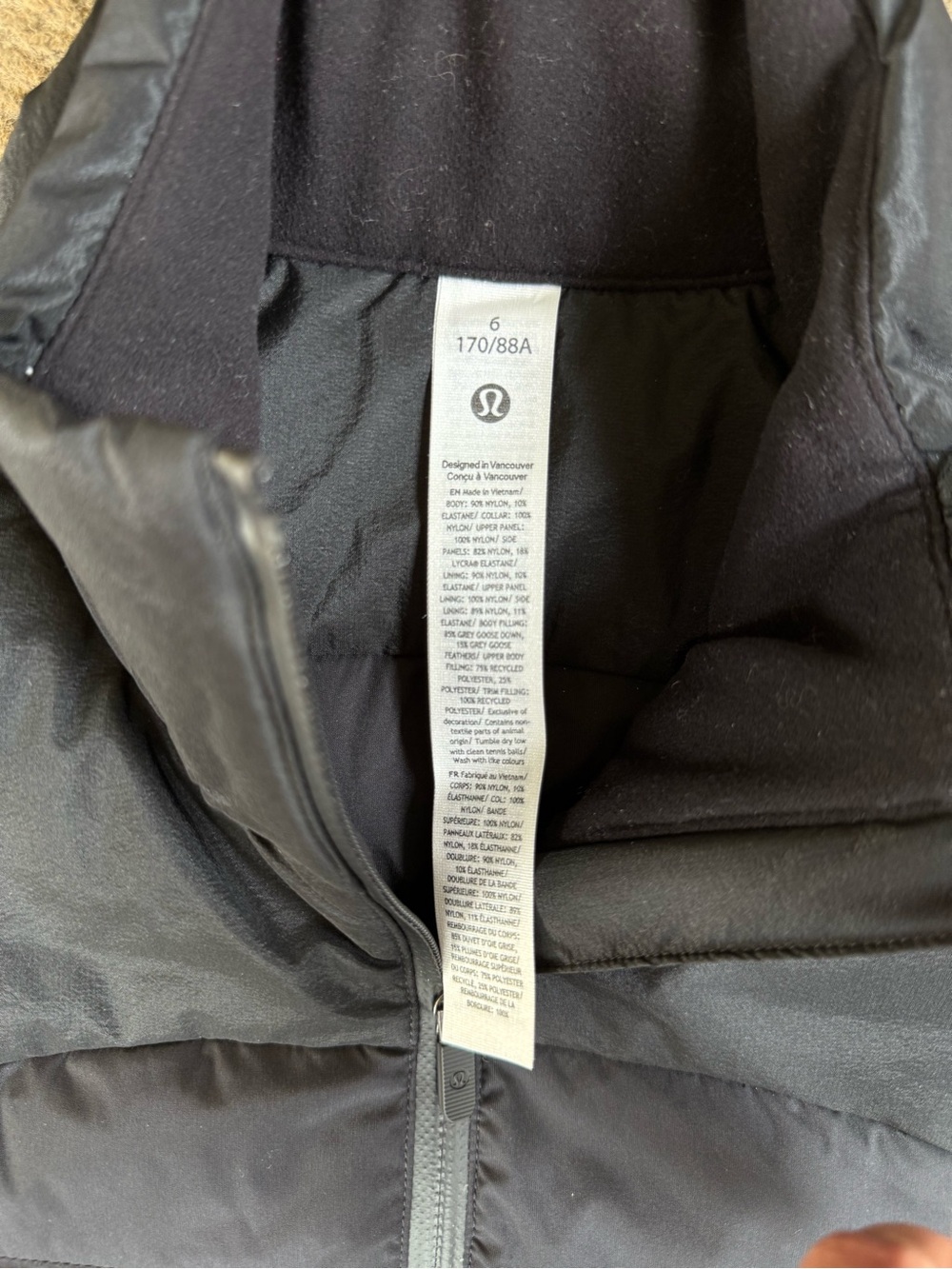 Lululemon Down For It All Vest Insulated Full Zip Black Size 6 NWT Primaloft - Picture 7 of 8